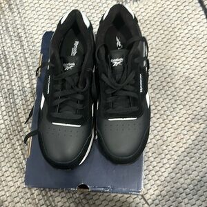 Reebok Harman work classic work sneaker